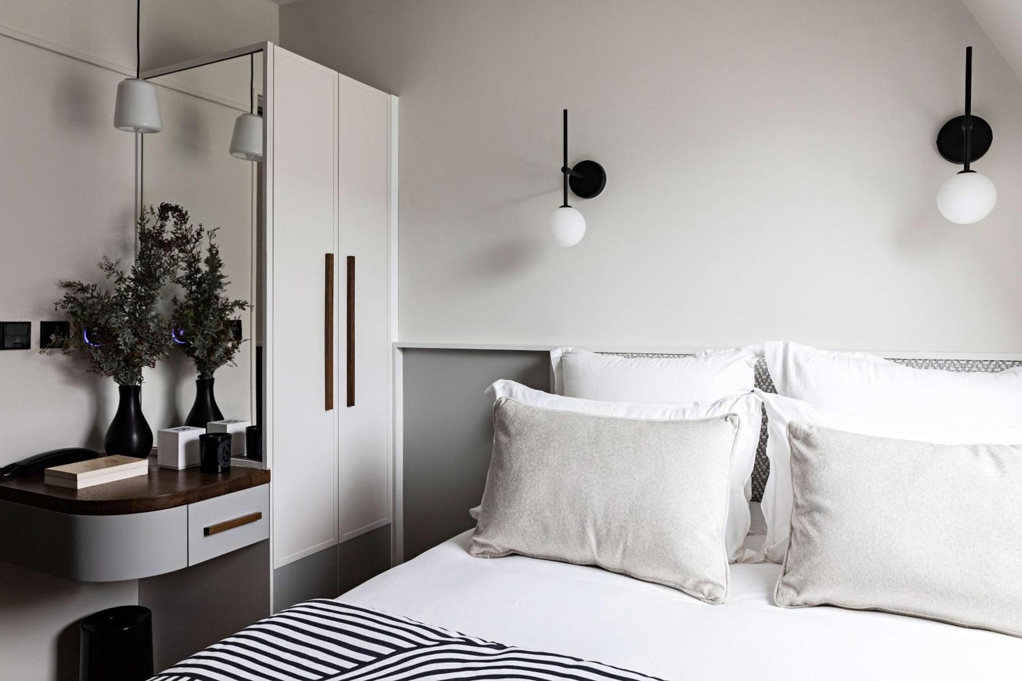 Best Western Premier The Blake Paris Gare Saint Lazare Esterno foto